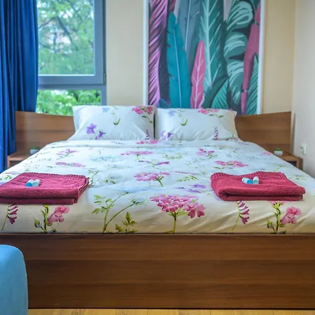 Comfy & Chic , Swu , Free Parking Apartamento *