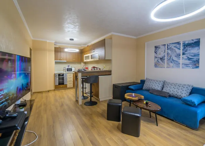 Comfy & Chic , Swu , Free Parking *